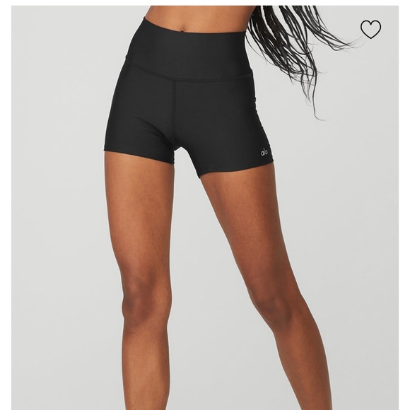 🖤 NWOT ALO 3” HIGHWAIST BLACK AIRLIFT SHORTS MEDIUM 🖤 - Picture 1 of 3